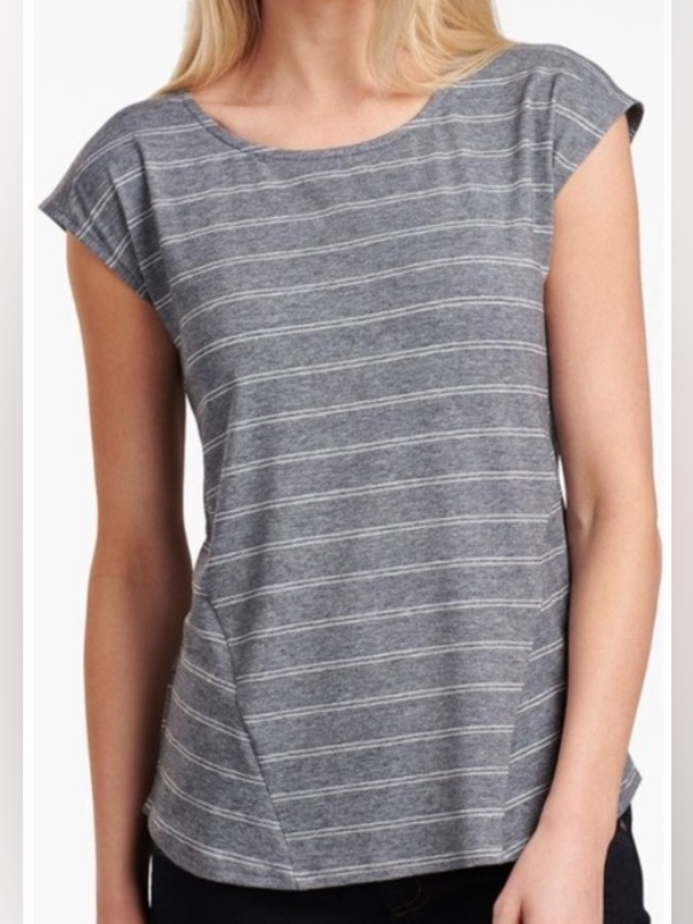 Kuhl Women's Laurel Short Sleeve Shirt in Heathered Gray Striped Size M Outdoors